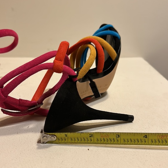 Zara Multicolor Suede Leather High
Heel Sandals - Picture 5 of 11